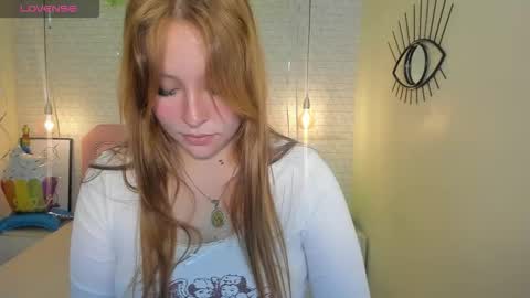  K I T T  Y  online show from 03/20/26, 01:38