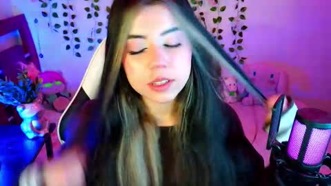 Snapshot of kittyuwu_ chatting on 01/08/26, 08:11 Kittyuwu online show from 01/08/26, 08:11