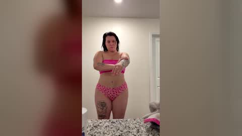 Snapshot of kittyykat4571 chatting on 04/02/26, 04:10 Kat3 online show from 04/02/26, 04:10