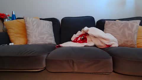 Snapshot of kittyymaze chatting on 12/20/25, 01:40 Kittyymaze online show from 12/20/25, 01:40