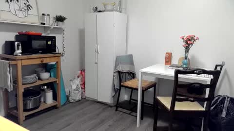 Snapshot of kittyymaze chatting on 01/17/26, 11:48 Kittyymaze online show from 01/17/26, 11:48