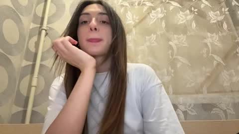 Emma online show from 05/21/26, 11:56