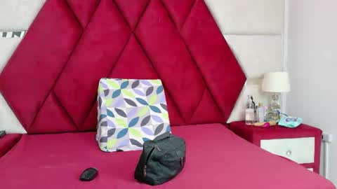Luisa y Jairo online show from 06/16/26, 12:19