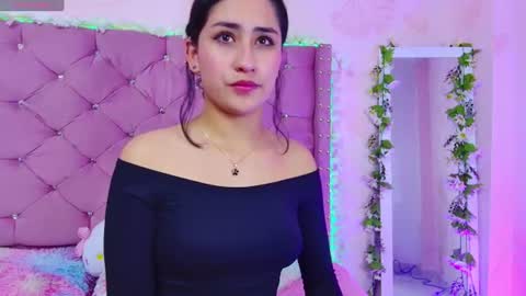 kity online show from 06/11/26, 07:01