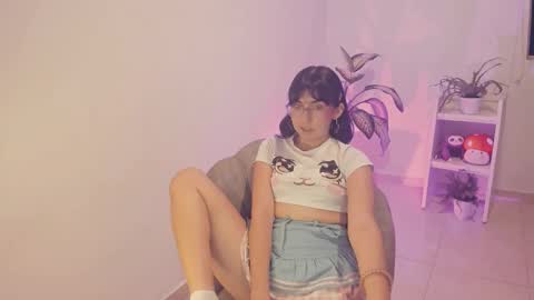 Little piece of fruit online show from 12/27/24, 01:53