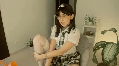 Little piece of fruit online show from 01/08/25, 10:06