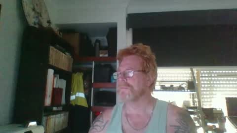 kiwi_boss61 online show from 02/13/25, 04:43
