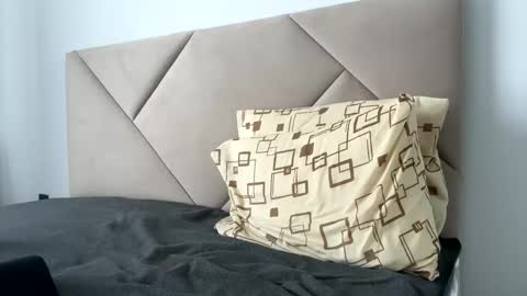 kiwigray online show from 02/26/25, 09:53