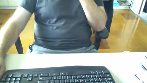 Snapshot of kiwiguy17 chatting on 03/14/26, 03:12 kiwiguy17 online show from 03/14/26, 03:12