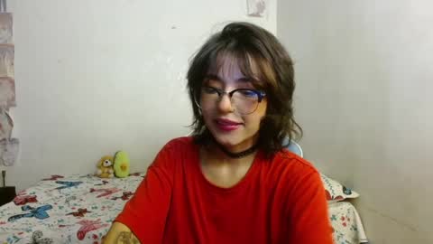 kiyu online show from 05/19/26, 02:51