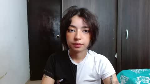 kiyu online show from 06/25/26, 01:38