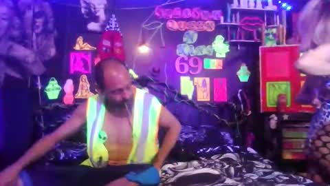 Daddy  His Splash Queen online show from 04/19/26, 09:41