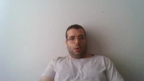 Snapshot of kkadam1 chatting on 09/26/25, 04:27 kkadam1 online show from 09/26/25, 04:27