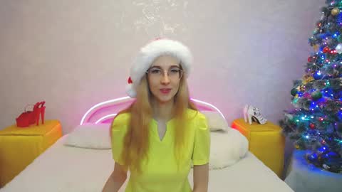 Snapshot of klaryevans chatting on 01/08/25, 05:05 Klary online show from 01/08/25, 05:05