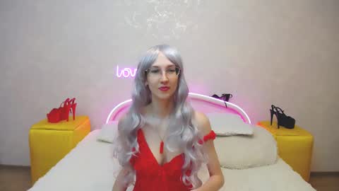 Snapshot of klaryevans chatting on 03/01/25, 09:40 Klary online show from 03/01/25, 09:40