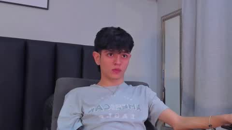 Snapshot of klaus_sunrise_xx chatting on 09/27/25, 03:55 KLAUS online show from 09/27/25, 03:55