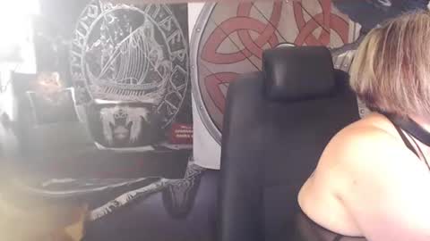 Snapshot of kleiner_teufel chatting on 07/01/26, 05:45 Michelle online show from 07/01/26, 05:45