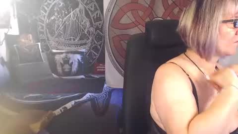 Snapshot of kleiner_teufel chatting on 07/06/26, 06:10 Michelle online show from 07/06/26, 06:10