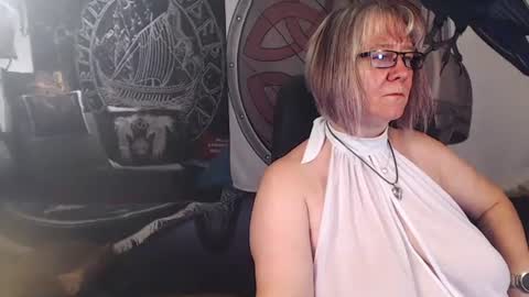 Snapshot of kleiner_teufel chatting on 07/06/26, 05:15 Michelle online show from 07/06/26, 05:15
