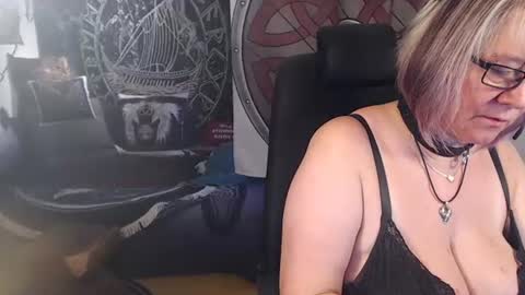 Snapshot of kleiner_teufel chatting on 07/16/26, 06:41 Michelle online show from 07/16/26, 06:41