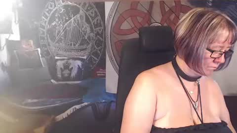 Snapshot of kleiner_teufel chatting on 07/27/26, 05:31 Michelle online show from 07/27/26, 05:31