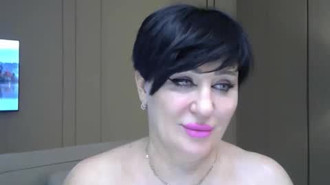 Snapshot of kleo901854860422 chatting on 05/17/26, 11:45 kleo901854860422 online show from 05/17/26, 11:45