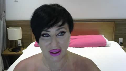 Snapshot of kleo901854860422 chatting on 06/30/26, 11:22 kleo901854860422 online show from 06/30/26, 11:22