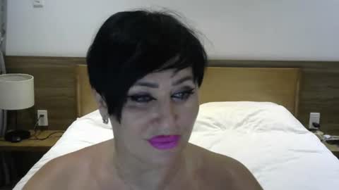 Snapshot of kleo901854860422 chatting on 07/05/26, 11:50 kleo901854860422 online show from 07/05/26, 11:50