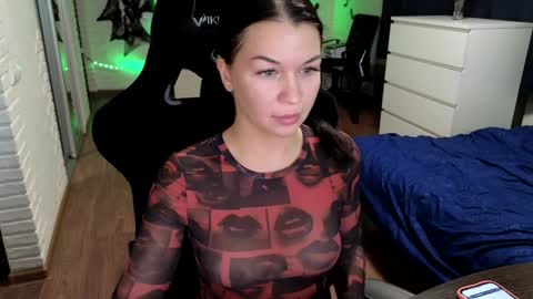 Alisa.         online show from 12/13/24, 09:52