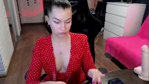 Alisa.         online show from 03/12/25, 07:38