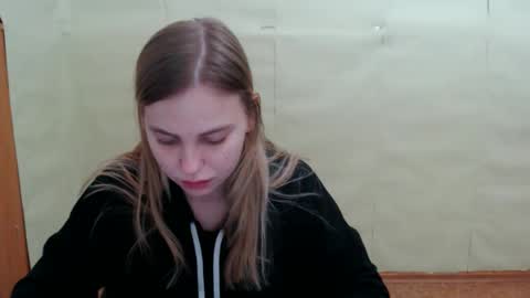Snapshot of klerkarina chatting on 12/03/24, 06:04 klerkarina online show from 12/03/24, 06:04