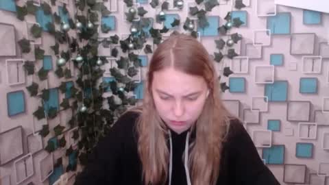 Snapshot of klerkarina chatting on 12/05/24, 09:39 klerkarina online show from 12/05/24, 09:39