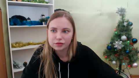 Snapshot of klerkarina chatting on 12/22/24, 09:11 klerkarina online show from 12/22/24, 09:11