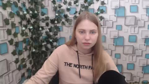 Snapshot of klerkarina chatting on 01/21/25, 06:33 klerkarina online show from 01/21/25, 06:33