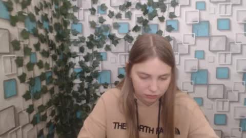 Snapshot of klerkarina chatting on 02/08/25, 08:52 klerkarina online show from 02/08/25, 08:52