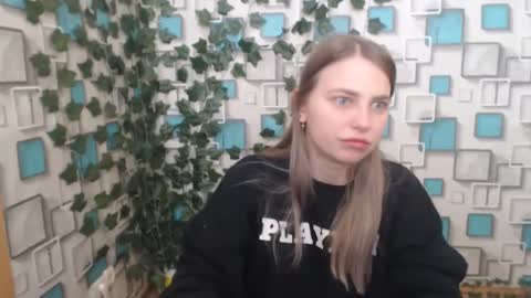 Snapshot of klerkarina chatting on 02/21/25, 09:02 klerkarina online show from 02/21/25, 09:02