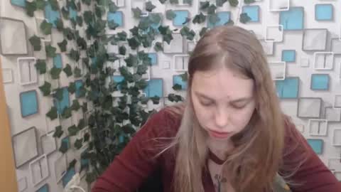 Snapshot of klerkarina chatting on 03/07/25, 05:40 klerkarina online show from 03/07/25, 05:40