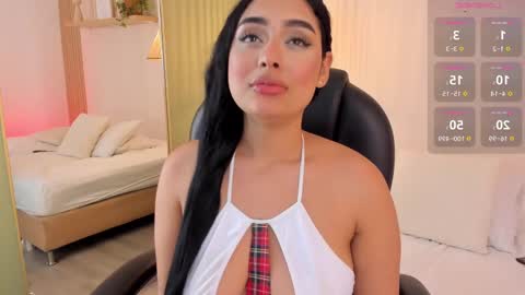 Snapshot of kleverly_manson1 chatting on 02/11/25, 08:52 online show from 02/11/25, 08:52