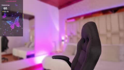 Snapshot of kleverly_manson1 chatting on 09/12/25, 09:59 online show from 09/12/25, 09:59