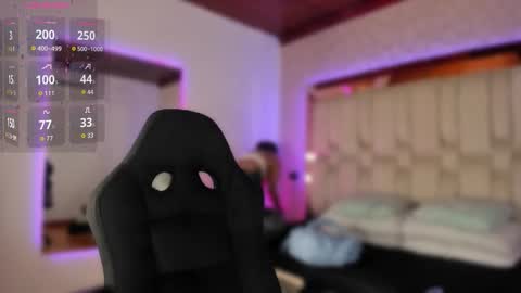 Snapshot of kleverly_manson1 chatting on 11/01/25, 08:33 online show from 11/01/25, 08:33