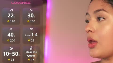 Snapshot of kleverly_manson1 chatting on 11/25/25, 08:09 online show from 11/25/25, 08:09