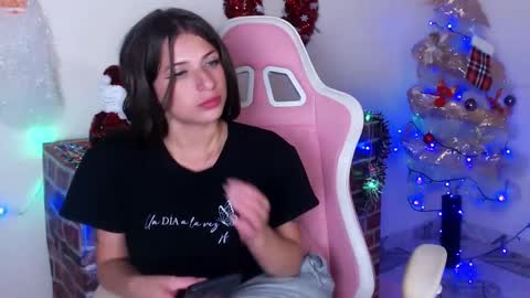 Kloe online show from 12/14/24, 04:34