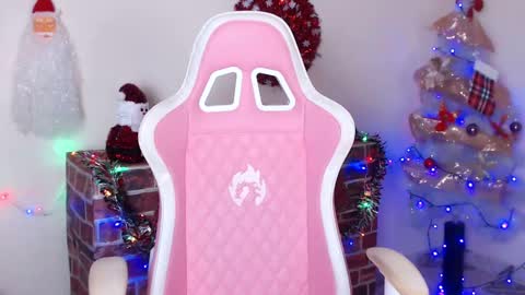 Kloe online show from 12/17/24, 01:39