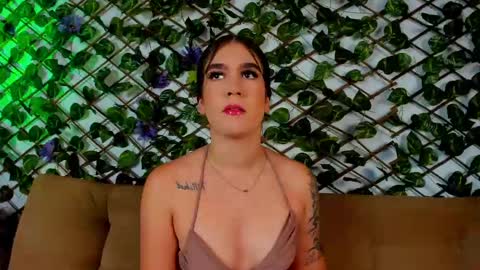 Snapshot of kloe_bella chatting on 09/09/25, 12:59 kloe_bella online show from 09/09/25, 12:59