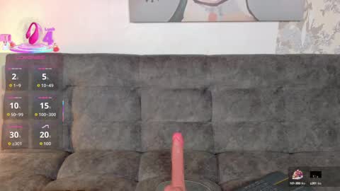 Snapshot of kloe_bella chatting on 10/03/25, 01:52 kloe_bella online show from 10/03/25, 01:52