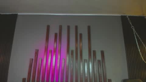 Snapshot of kloe_bella chatting on 11/18/25, 02:54 kloe_bella online show from 11/18/25, 02:54