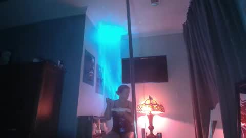 Snapshot of kmack1111 chatting on 06/09/26, 01:06 Kevv Heidi All Hallows Eve Show online show from 06/09/26, 01:06