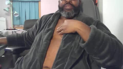 Snapshot of kmart2629 chatting on 01/28/25, 11:17 ChubbyBlkKing82 online show from 01/28/25, 11:17