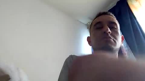 juan online show from 10/29/25, 07:04