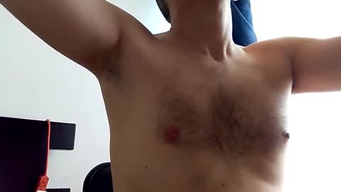 juan online show from 10/31/25, 03:24